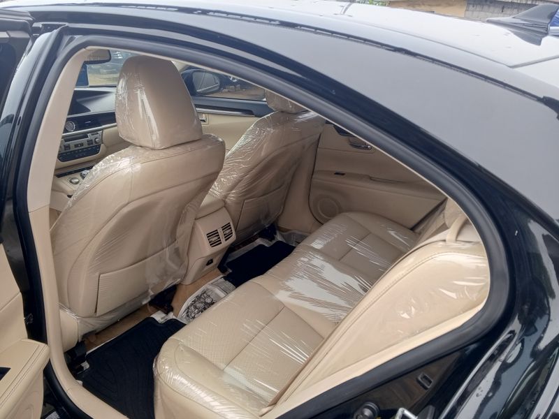 Thumbnail 2 of 2014 Lexus ES